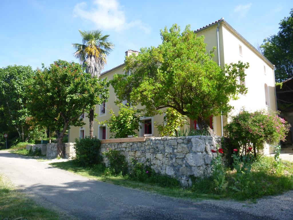 Les Terrasses De Bessou Bed & Breakfast Clermont-Dessous Exterior photo